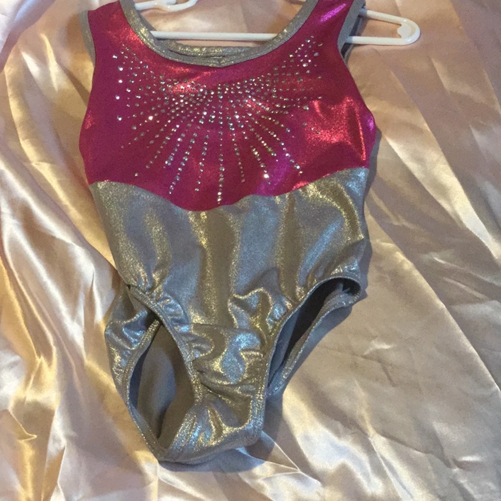 Gymnastics leotard